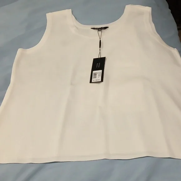 Misook - Picture 2 of 5